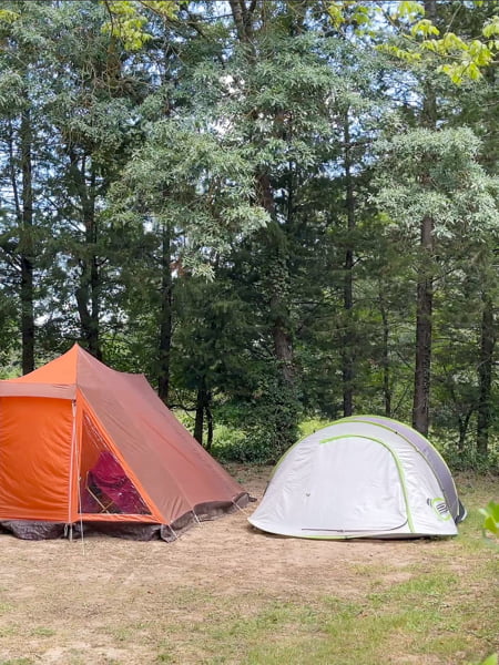 Emplacements au Camping les Rives d'Auzon